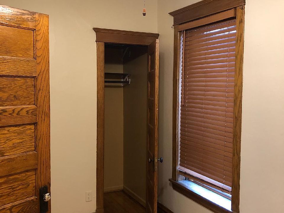 1st image of 3338 W Sunnyside Ave