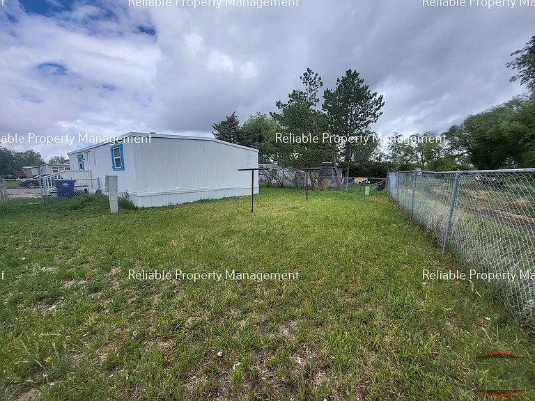 715 N Eden Dr — Photo 10