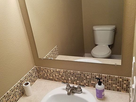 5th image of 6905 NE 43rd St Unit 10-D