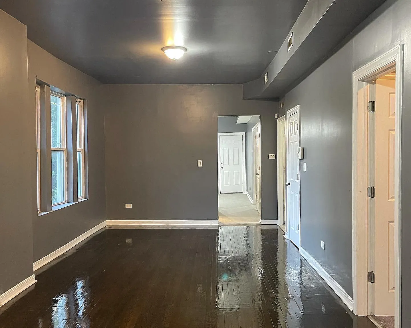 2 bed, 1100 sqft, $1,450 — Photo 2