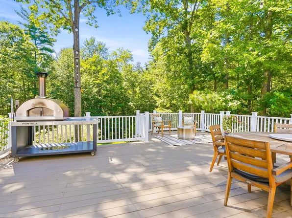 52 The Flume, Amherst, NH 03031