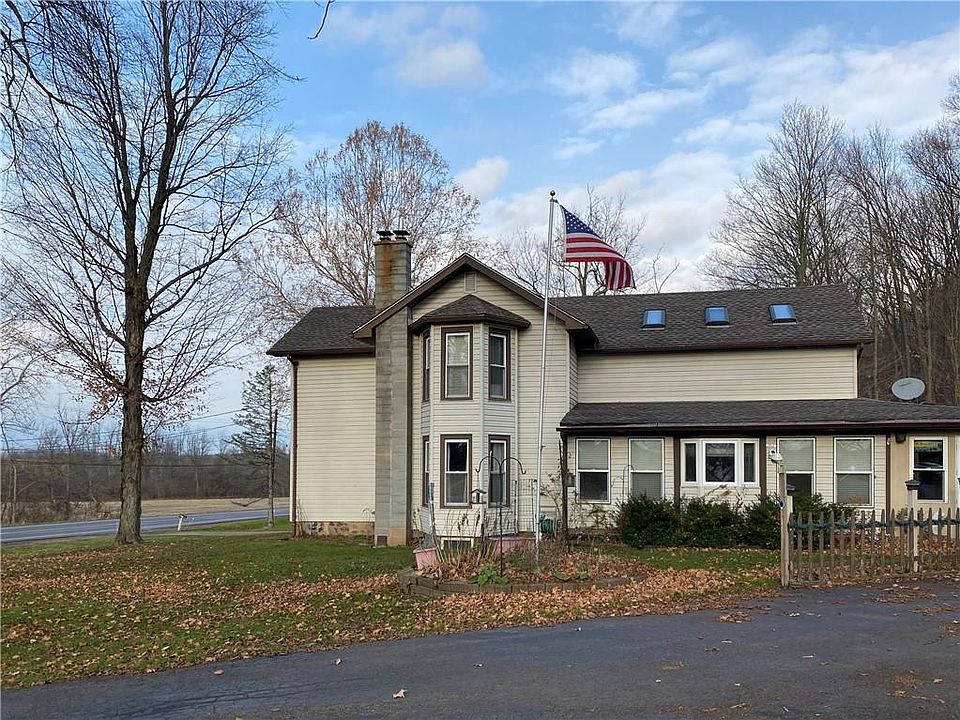 1st image of 215 County Road 7