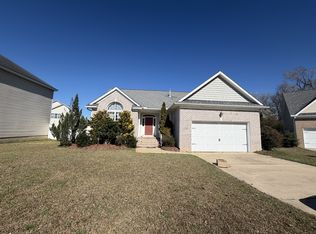 1908 Limerick Ln, Winterville, NC 28590
