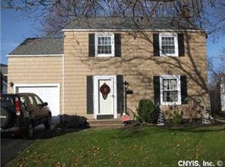 245 Roxbury Rd, Syracuse, NY 13206