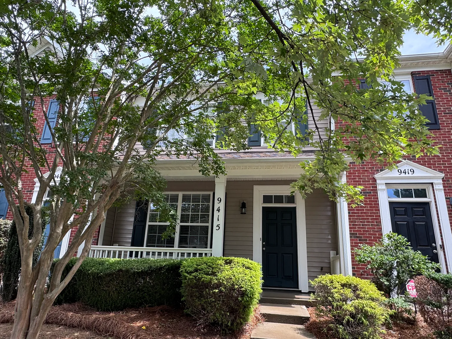 2 bed, 2.5 bath, 1480 sqft, $1,725 — Photo 1
