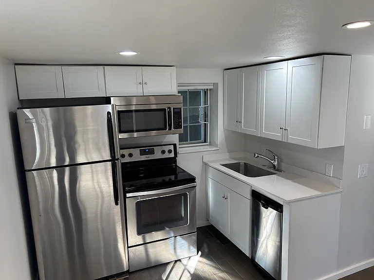 2319 Boylston Ave E #A — Photo 5