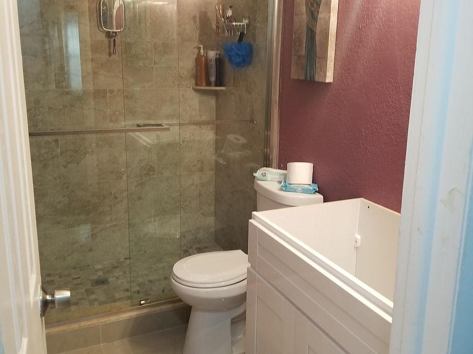 1st image of 3212 Pinellas Pl