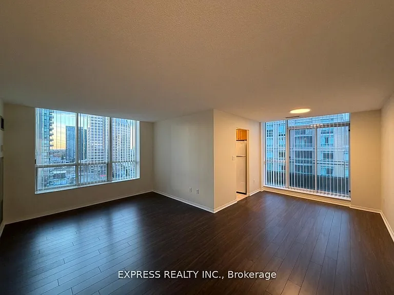 39 Pemberton Ave #Penthouse 05 — Photo 2