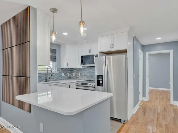 75 Wharfside Drive, Monmouth Beach, NJ 07750