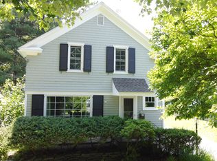 31 Oakwood Place, Delmar, NY 12054