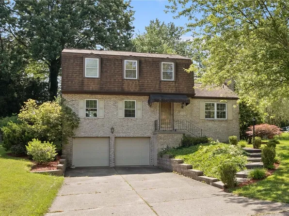 3530 Woodlake Dr, Allison Park, PA 15101