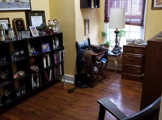 608 E Park Avenue Ln, Savannah, GA 31401