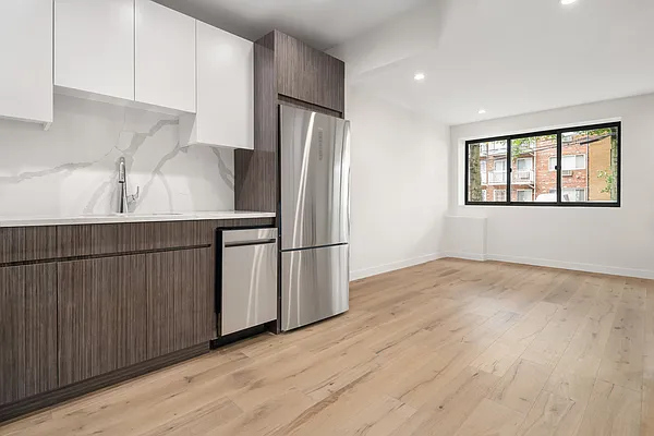 Rented by William J Farmer Inc | media 16