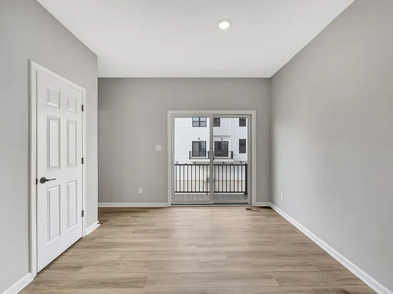 4423 Tolleston Ave — Photo 29
