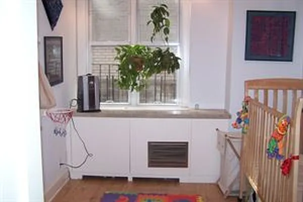 Sold by Douglas Elliman | media 16