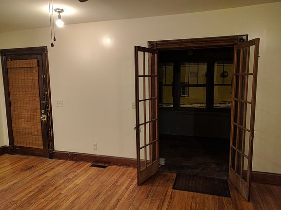 Living room facing 3 season room