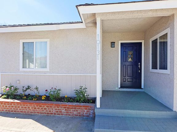 3rd image of 10131 Sophia Ave