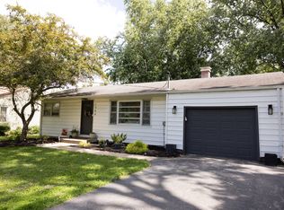 1344 N Cedar Rd, New Lenox, IL 60451