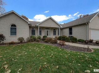 6420 Raintree Pl, Springfield, IL 62712