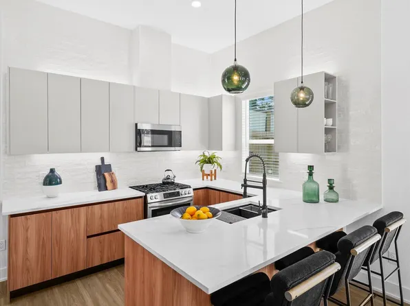 2599 Paul Quinn St, Houston, TX 77091