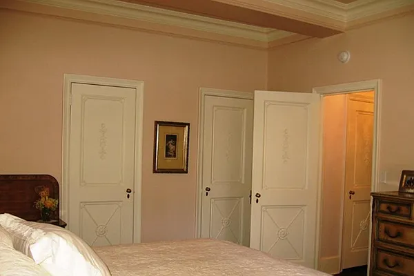 Sold by Corcoran | media 18
