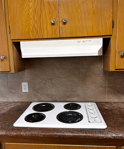 1820 Whitwood Ln #1 — Photo 3