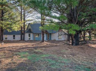 9381 Tallpines Rd, Noble, OK 73068