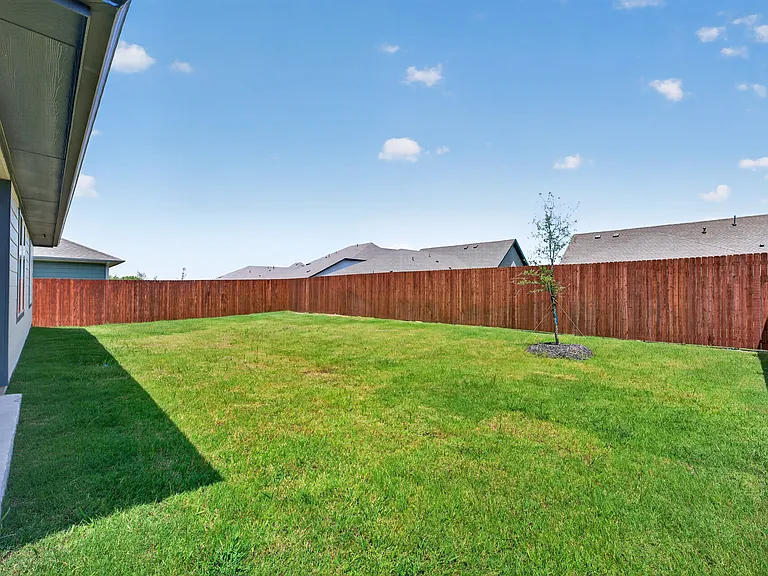 728 Orchid Way — Photo 33