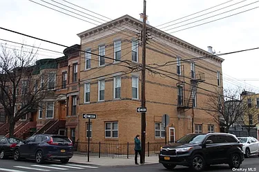 Rented by Realty One Group Dynasty