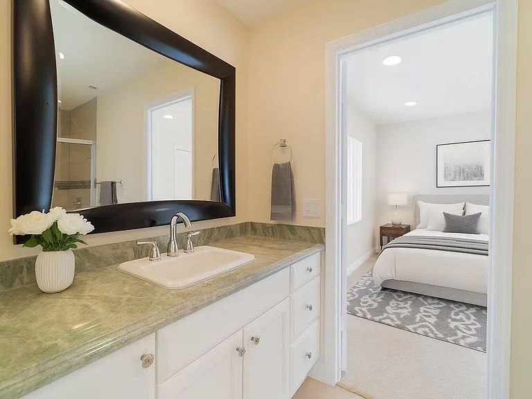 6410 N Dixie Hwy — Photo 10