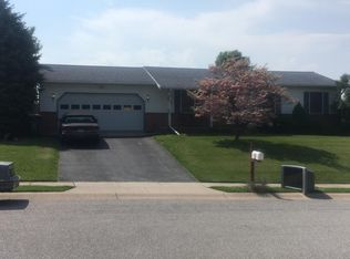 3684 Fox Chase Dr, Dover, PA 17315