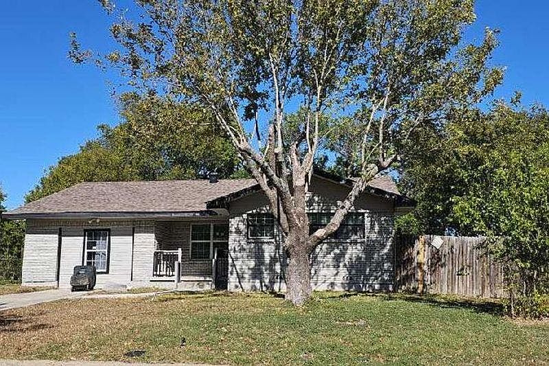 1st image of 3217 Lake Charles Ave