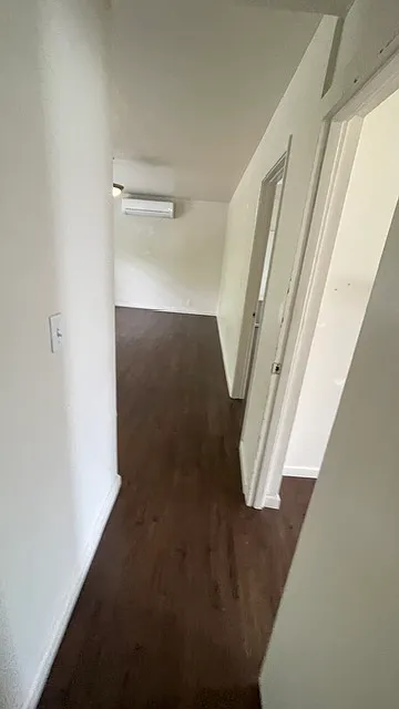 2 bed, 600 sqft, $2,300 — Photo 3