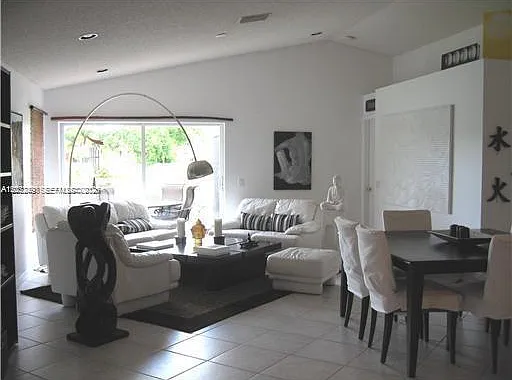 4472 Blossom Ln — Photo 8