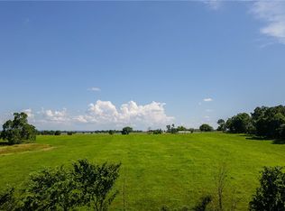 Bryant Rd, Gentry, AR 72734