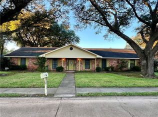 4032 Huntwick Blvd, Alexandria, LA 71303