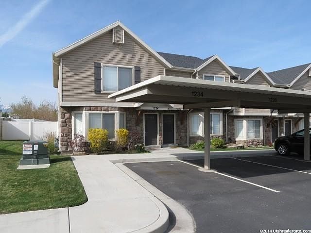 1st image of 1234 E Black Horse Dr