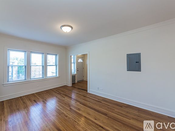 5th image of 6439 N Newgard Ave #2D