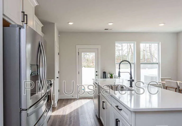 1069 Millison Pl — Photo 6