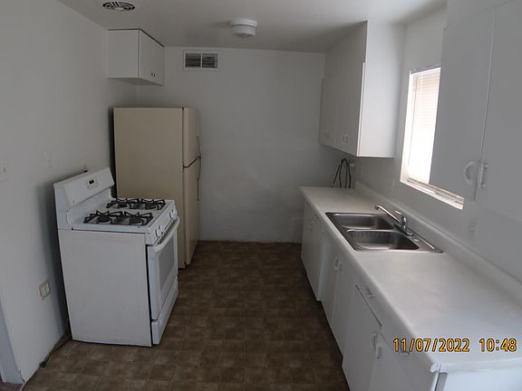 3rd image of 504 Brush St