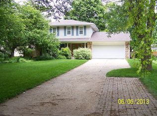 1149 31st St, West Des Moines, IA 50266