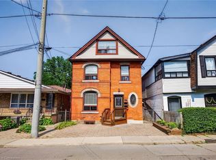 84 Ray St S, Hamilton, ON L8P 3V7