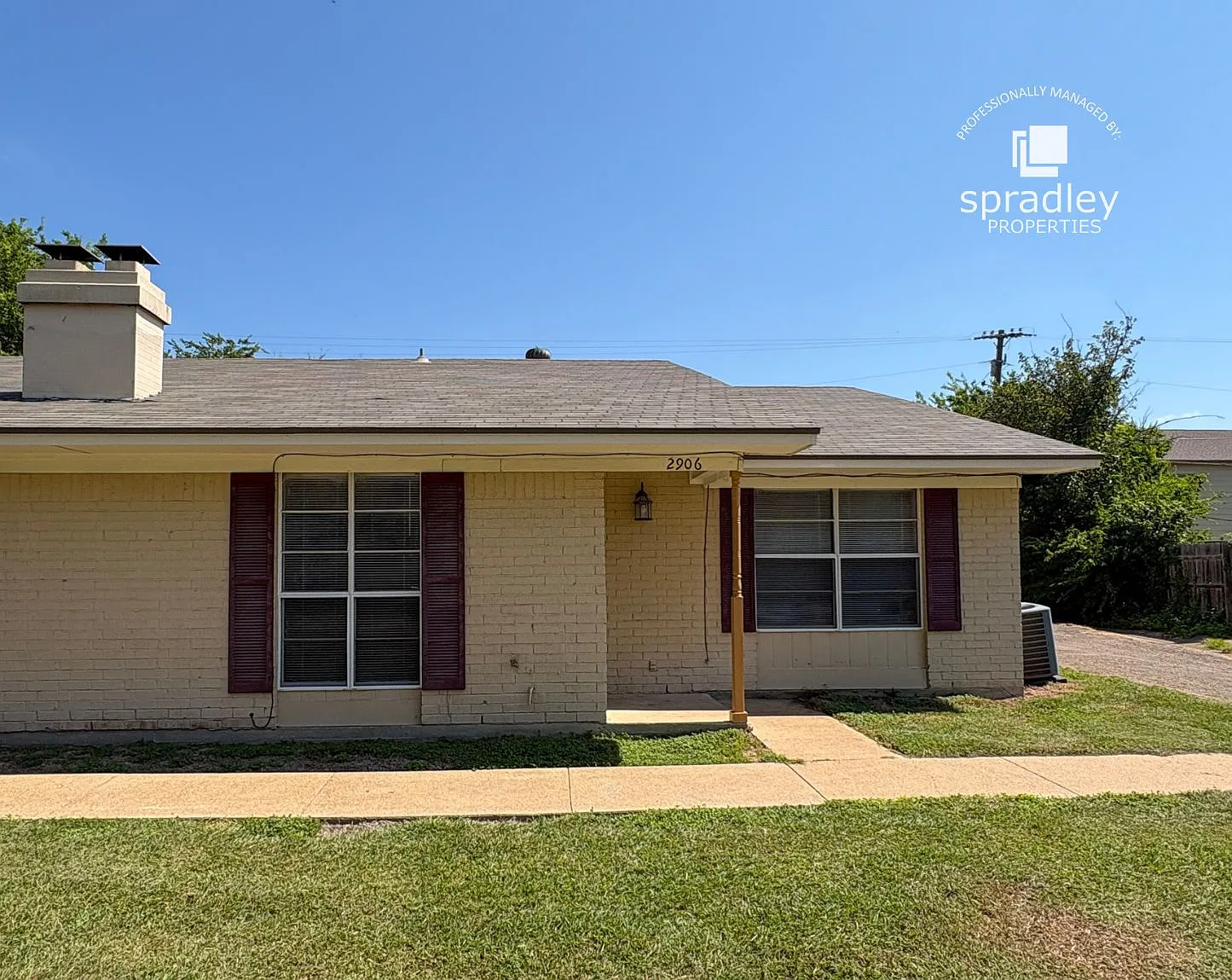 2906 & 2908 Durango Dr — Photo 1