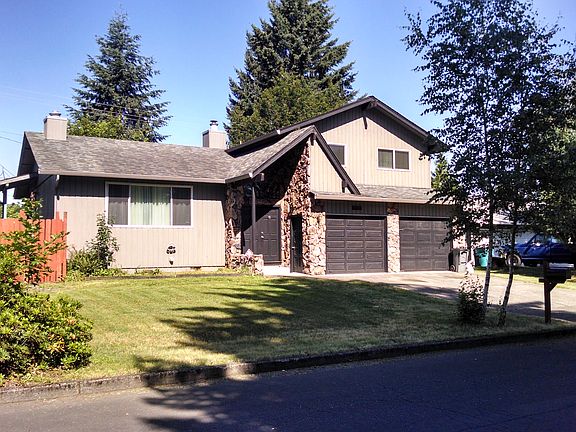 2nd image of 3014 NE 99th Ave