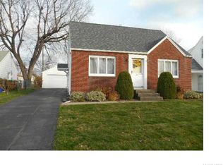 37 S Century Rd, Cheektowaga, NY 14215