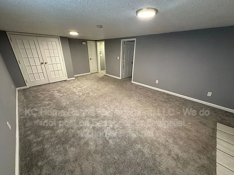 5500 E 139th Ter #6 — Photo 5
