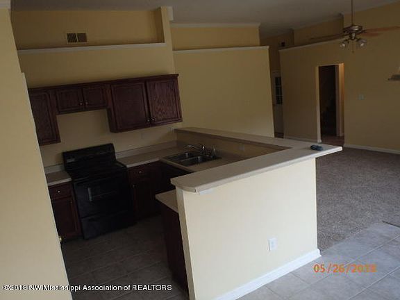 2nd image of 4200 Ravenwood Dr N