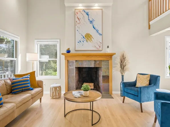 41 Ponkapoag Way, Canton, MA 02021