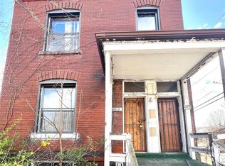 4452 N Market St, Saint Louis, MO 63113