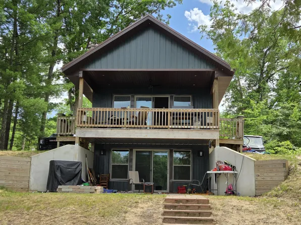 2485 W Lake Shore Dr, Bitely, MI 49309